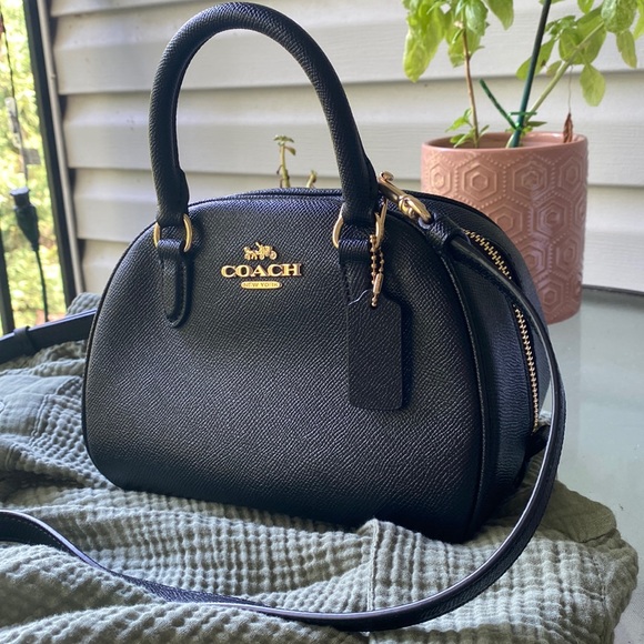 Coach handle bag - Picture 1 of 3